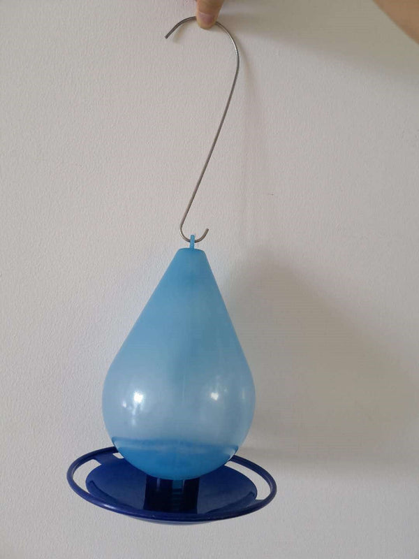 Gadget Gerbil Hanging Droplet Shaped Bird Water Feeder