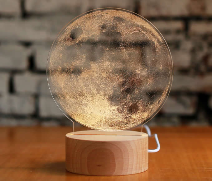 Gadget Gerbil 3D LED Moon Lamp