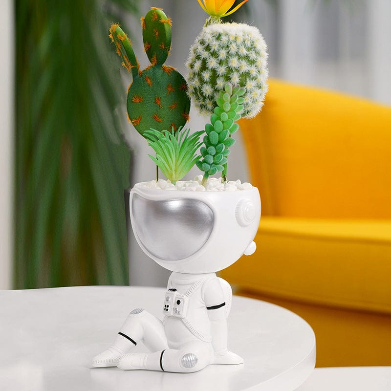 Gadget Gerbil 6 Style Astronaut Succulent Plant Pot