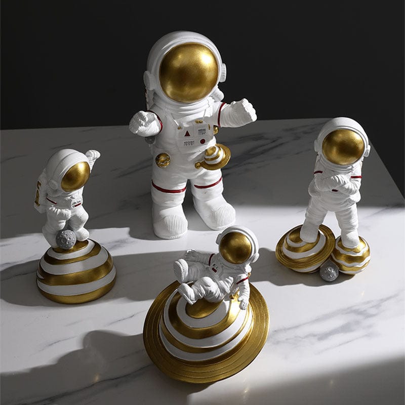 Gadget Gerbil Astronaut Posing Figurine