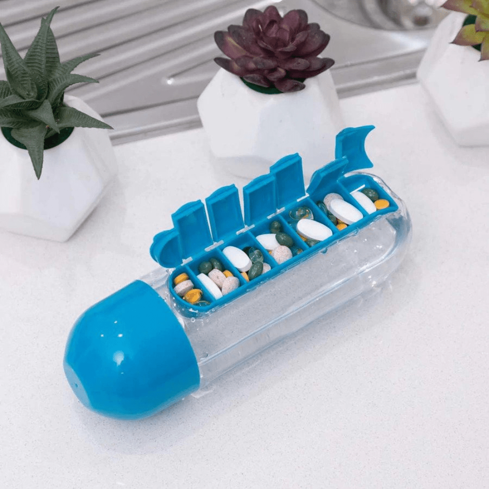 Gadget Gerbil Blue 20oz Pill Organizer Water Bottle