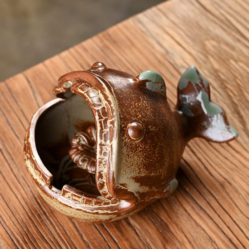 Gadget Gerbil Bronze Ceramic Fish Ashtray
