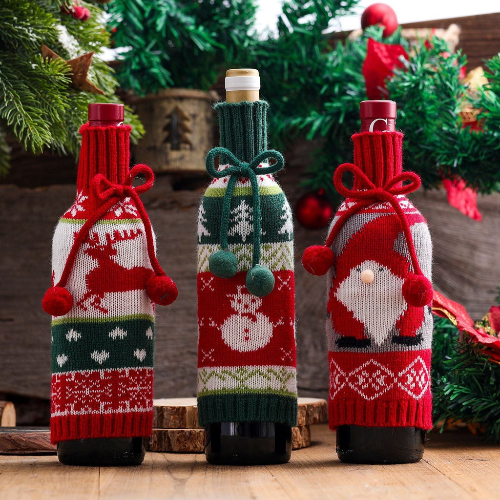 Gadget Gerbil Christmas Knitted Santa Wine Cover