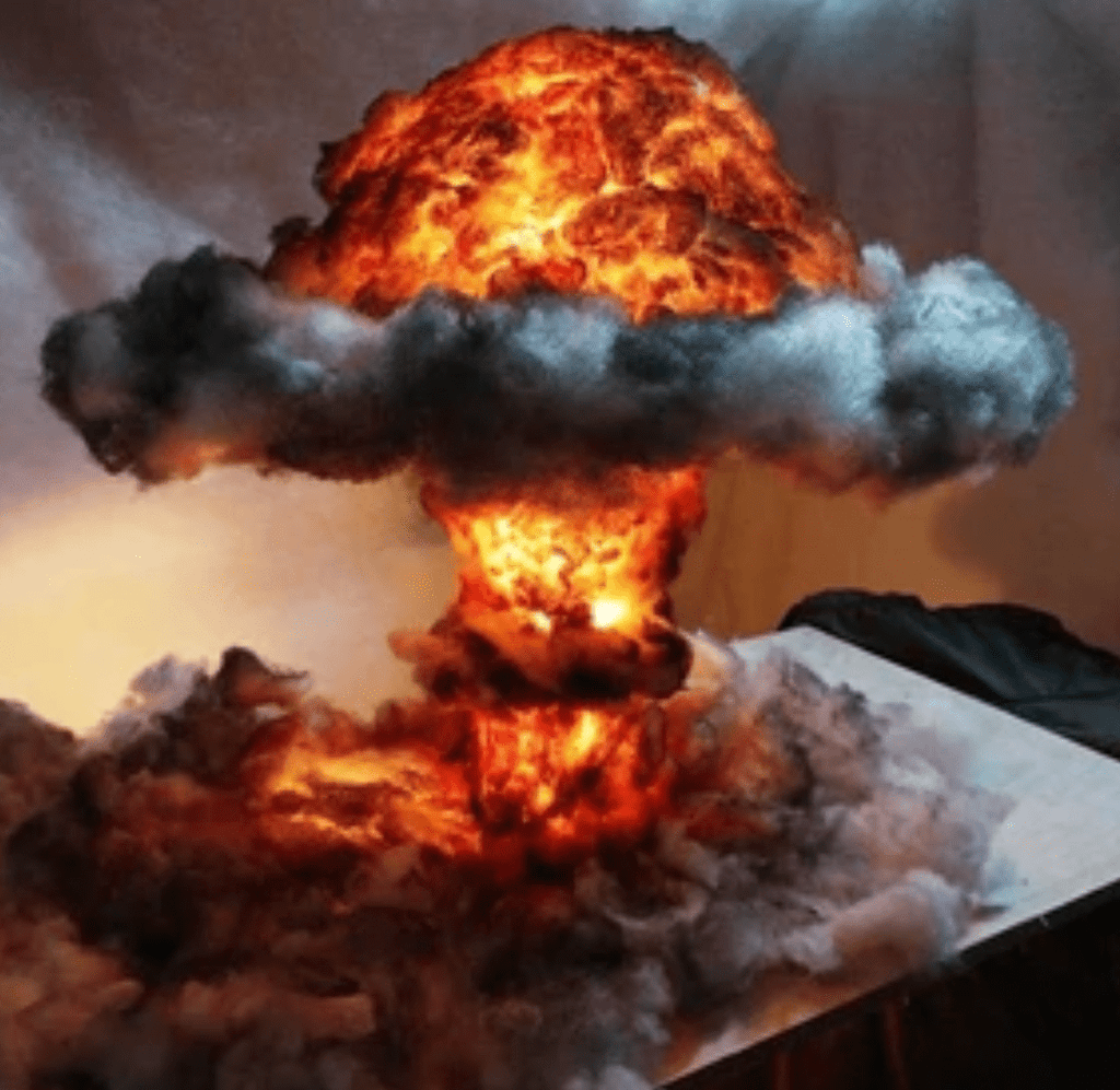 Gadget Gerbil EU Bedroom Mushroom Cloud Lamp nuclear explosion