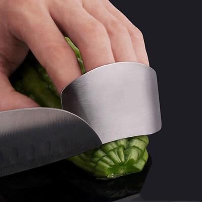 Gadget Gerbil Finger Guard For Cutting Vegetables