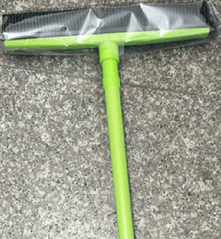 Gadget Gerbil Green Rubber Pet Hair Broom