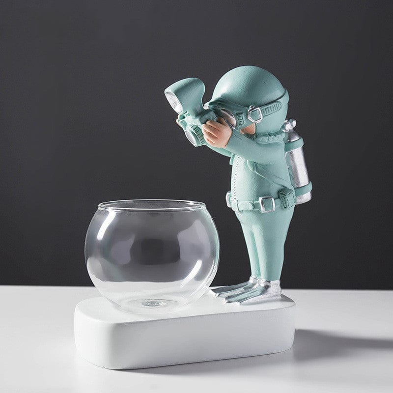 Gadget Gerbil Green with silver diver Space Astronaut Glass Vase Decoration