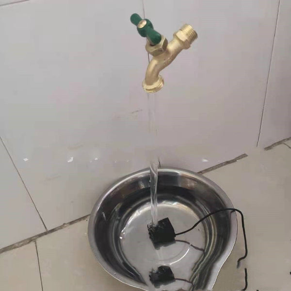 Gadget Gerbil Invisible Faucet Watering Can