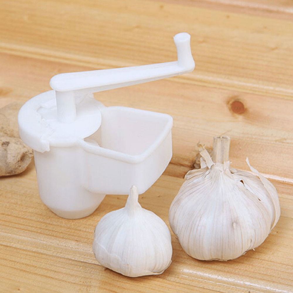 Gadget Gerbil Plastic Hand Cranking Garlic Masher