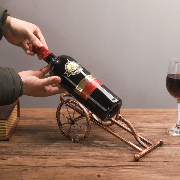 Gadget Gerbil Pull Cart Wine Holder