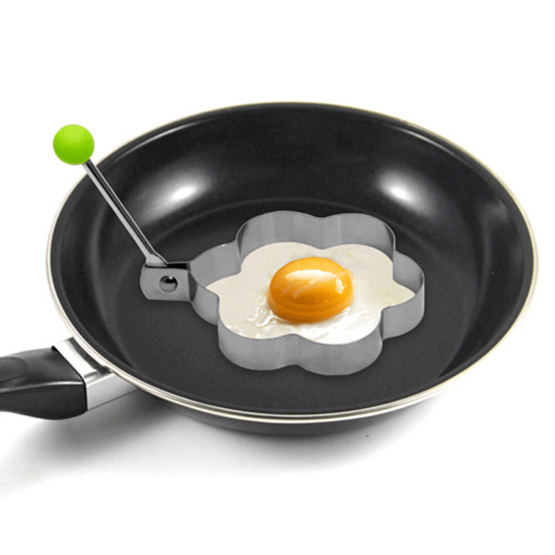 Gadget Gerbil Stainless Steel Flower Shaped Fried Egg Mold