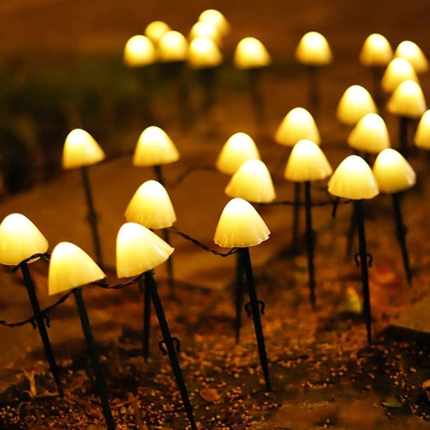 Gadget Gerbil Stake Warm White Solar Powered Mushroom Lights