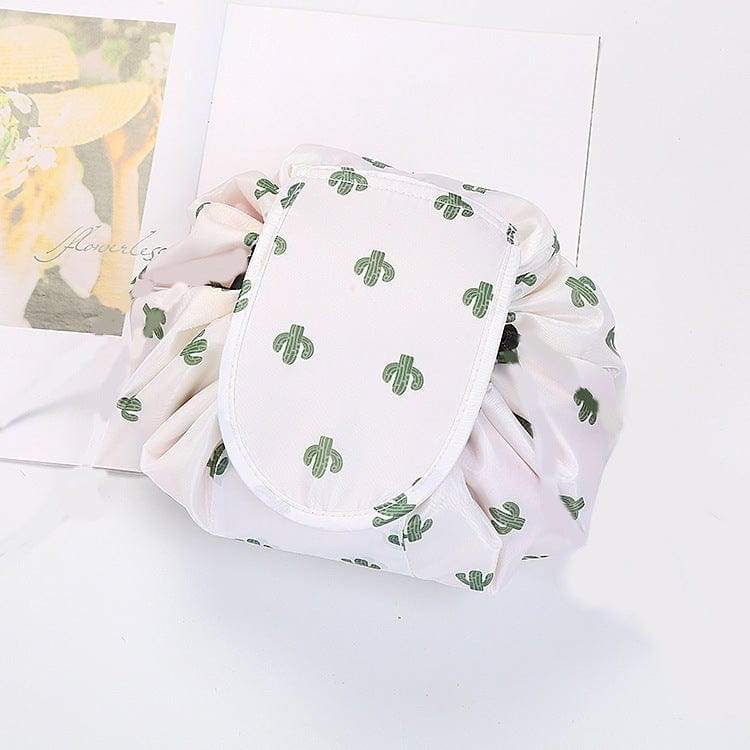 Gadget Gerbil White Flower Print Collection Drawstring Makeup Storage Bag