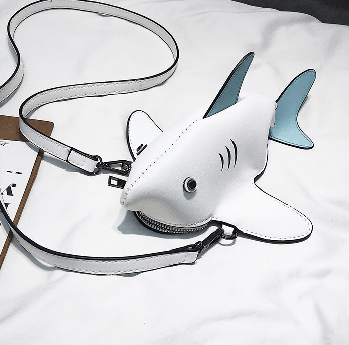 Gadget Gerbil White Leather Shark Shoulder Purse